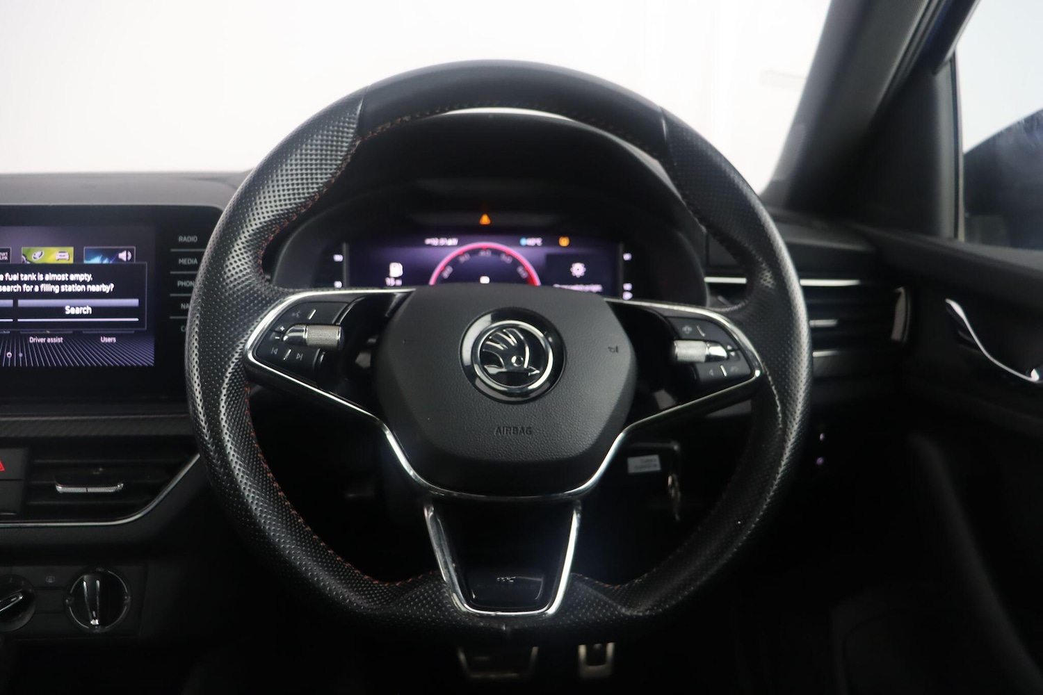 Used Skoda Kamiq 2022 for sale - 76801317: Photo 9