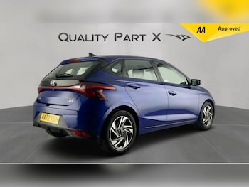 Used Hyundai i20 2022 for sale - 76613385: Photo