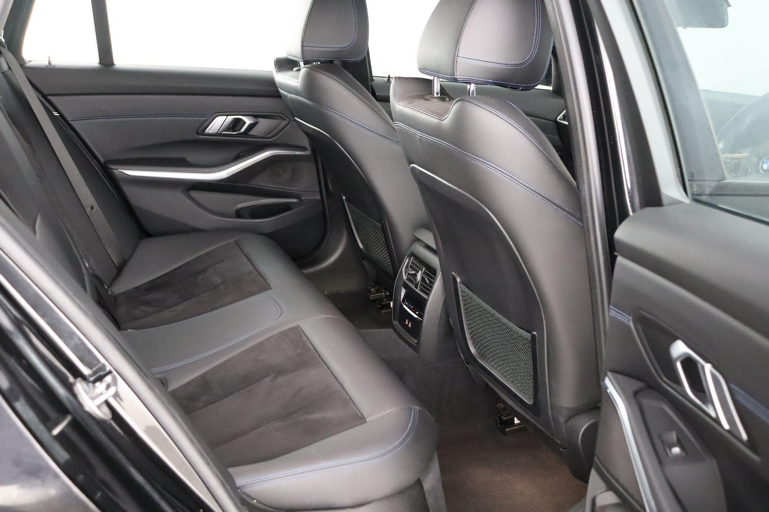 Used BMW 3 Series 2022 for sale - 77109762: Photo 12