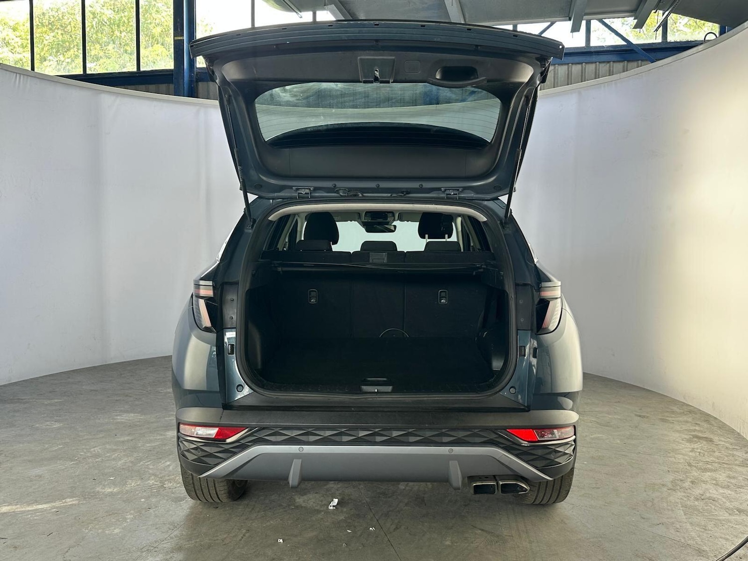 Vehicle 33