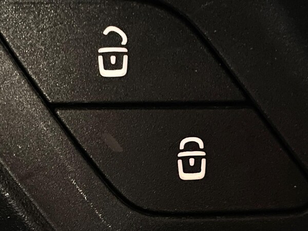 Used Mercedes-Benz GLB 2022 for sale - 76084942: Photo 28
