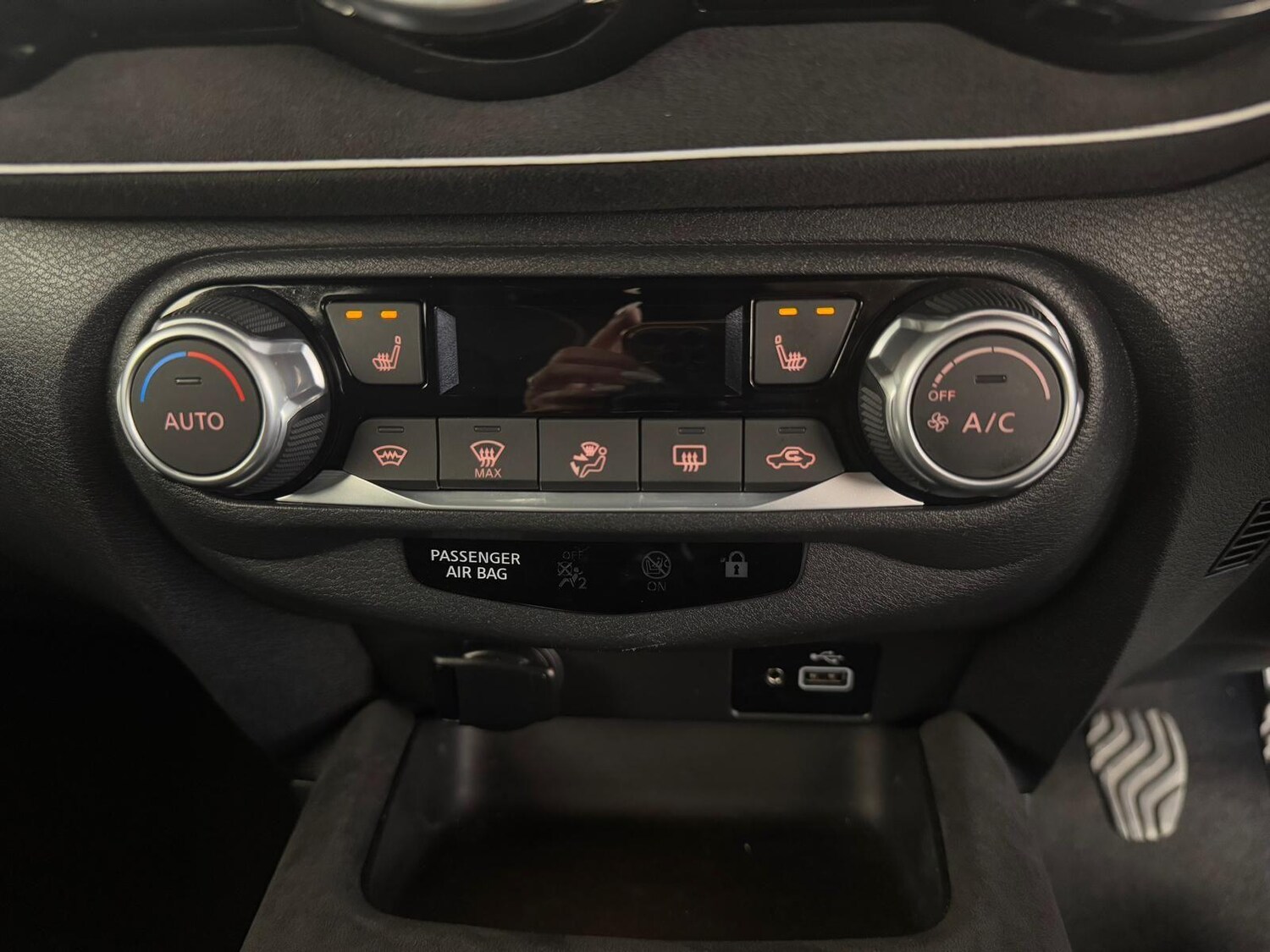 Vehicle 29