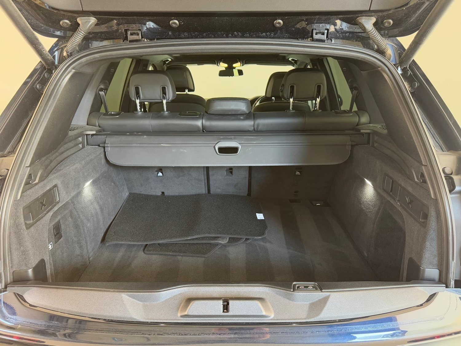 Vehicle 37