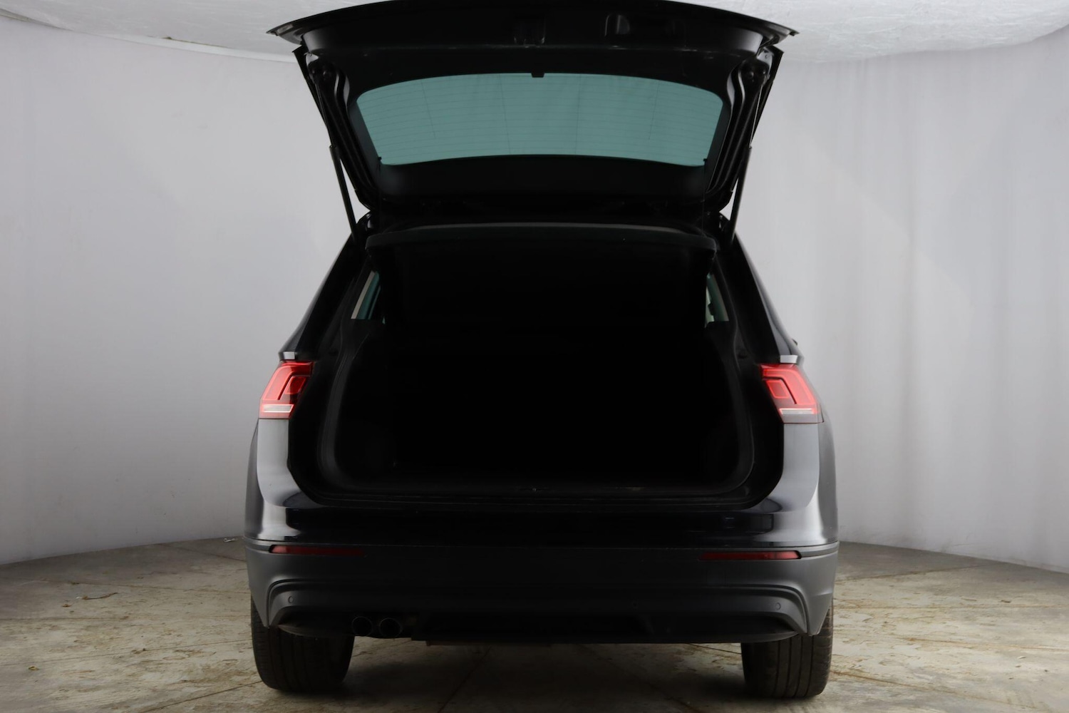 Used Volkswagen Tiguan 2019 for sale - 77267355: Photo 32