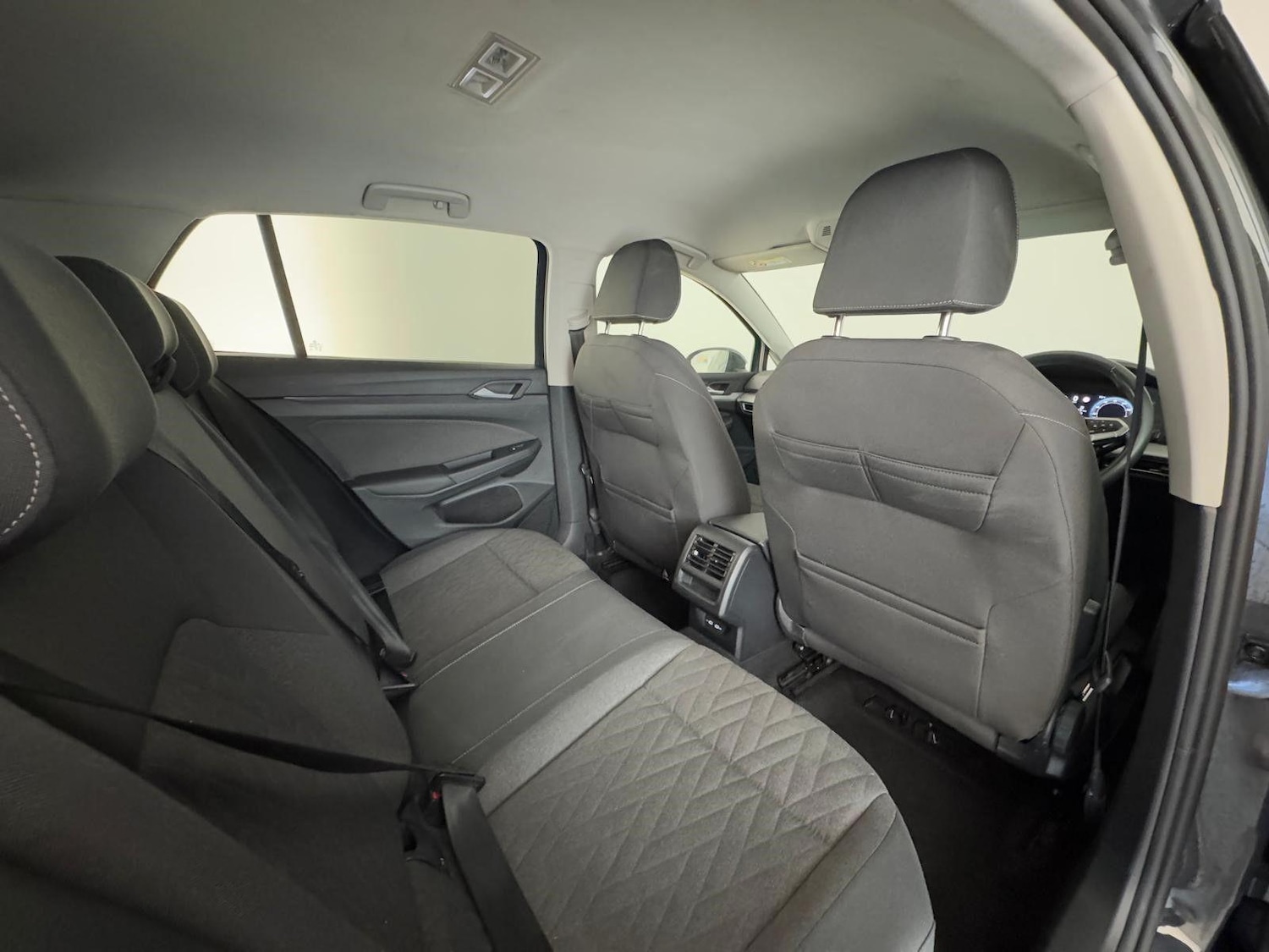 Used Volkswagen Golf 2024 for sale - 76585198: Photo 16