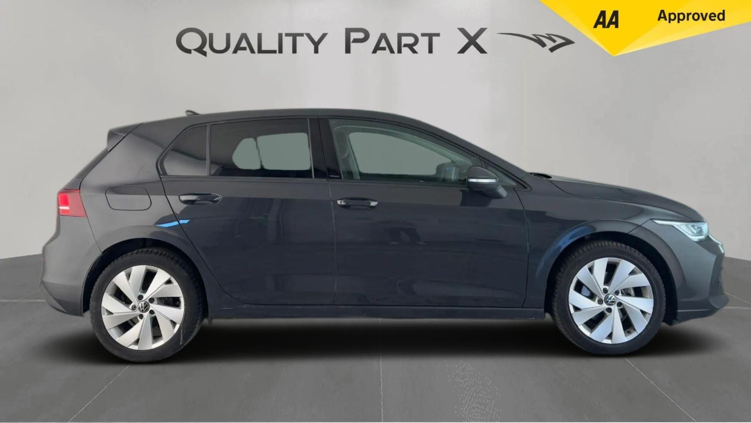 Used Volkswagen Golf 2024 for sale - 76585198: Photo 2