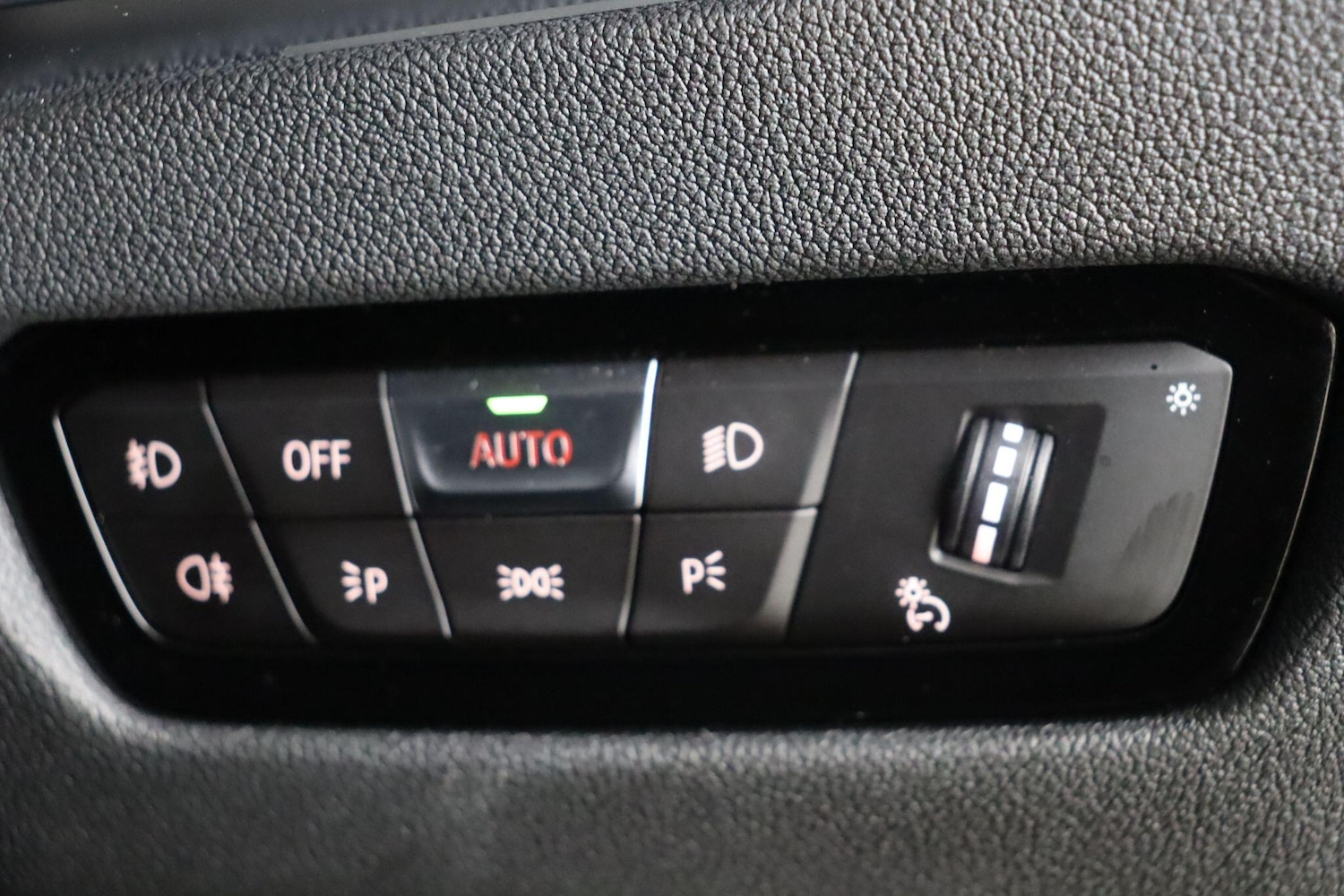 Used BMW 3 Series 2021 for sale - 77131142: Photo 18