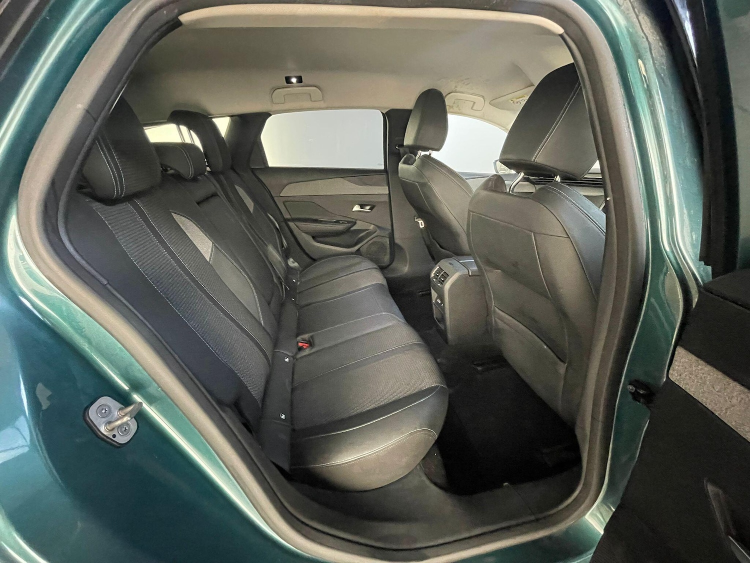 Used Peugeot 308 SW 2023 for sale - 76002141: Photo 13