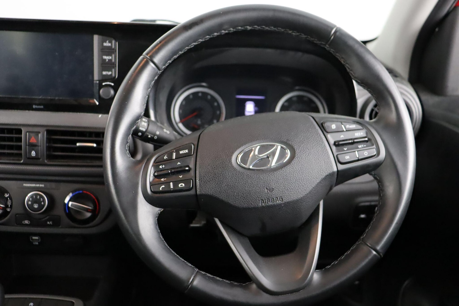 Used Hyundai i10 2022 for sale - 76952592: Photo 9