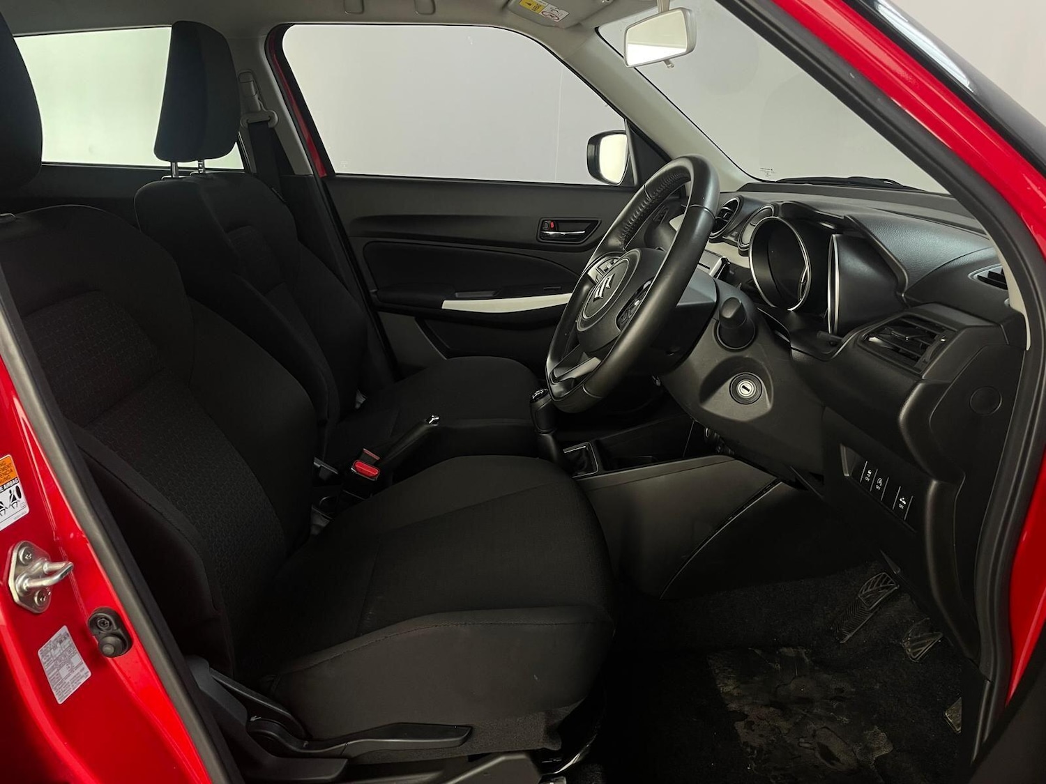 Used Suzuki Swift 2023 for sale - 76295577: Photo 11