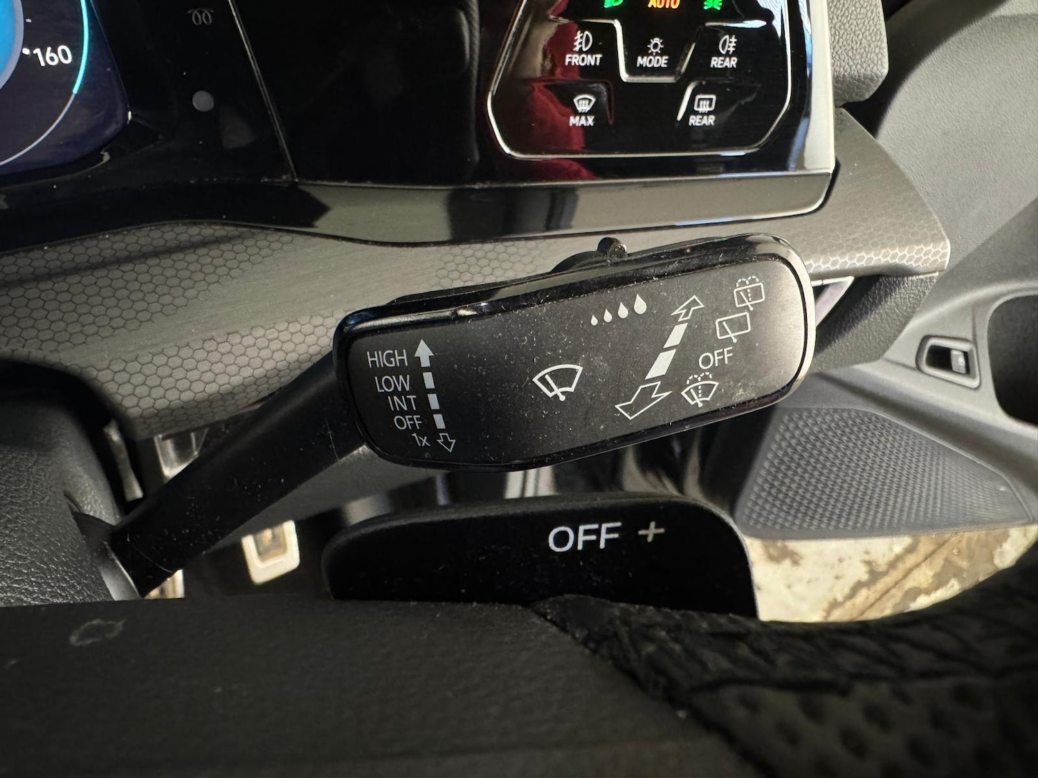 Used Volkswagen Golf 2021 for sale - 77892736: Photo 25