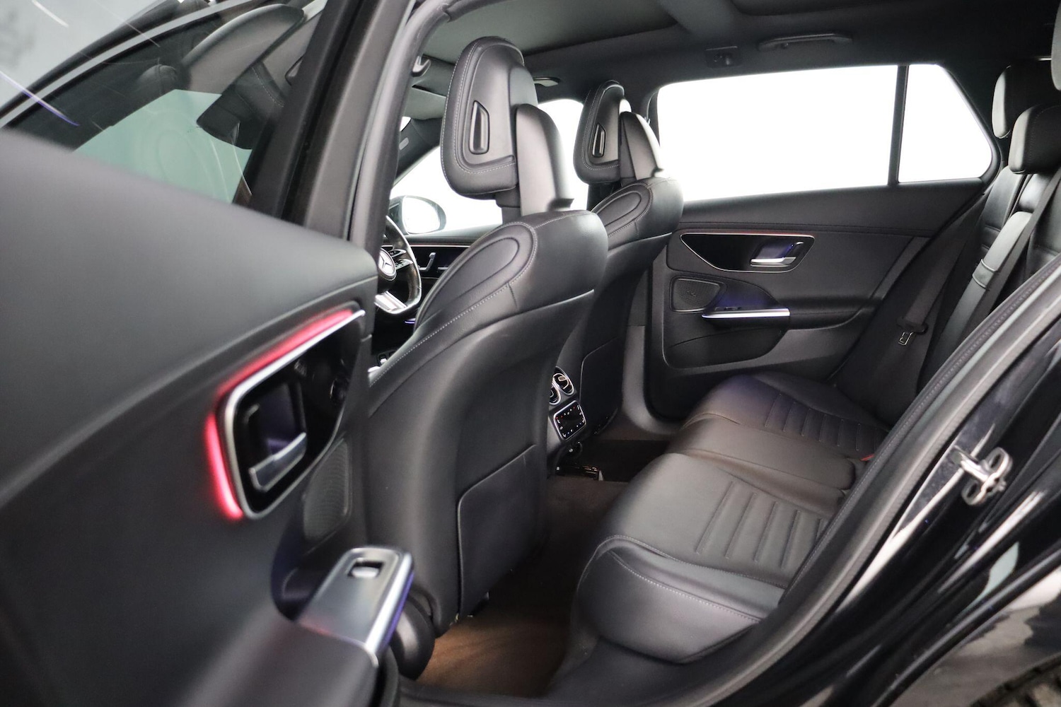 Used Mercedes-Benz C Class 2023 for sale - 77637839: Photo 13