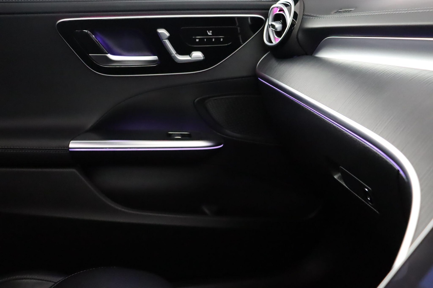 Used Mercedes-Benz C Class 2023 for sale - 77637839: Photo 27