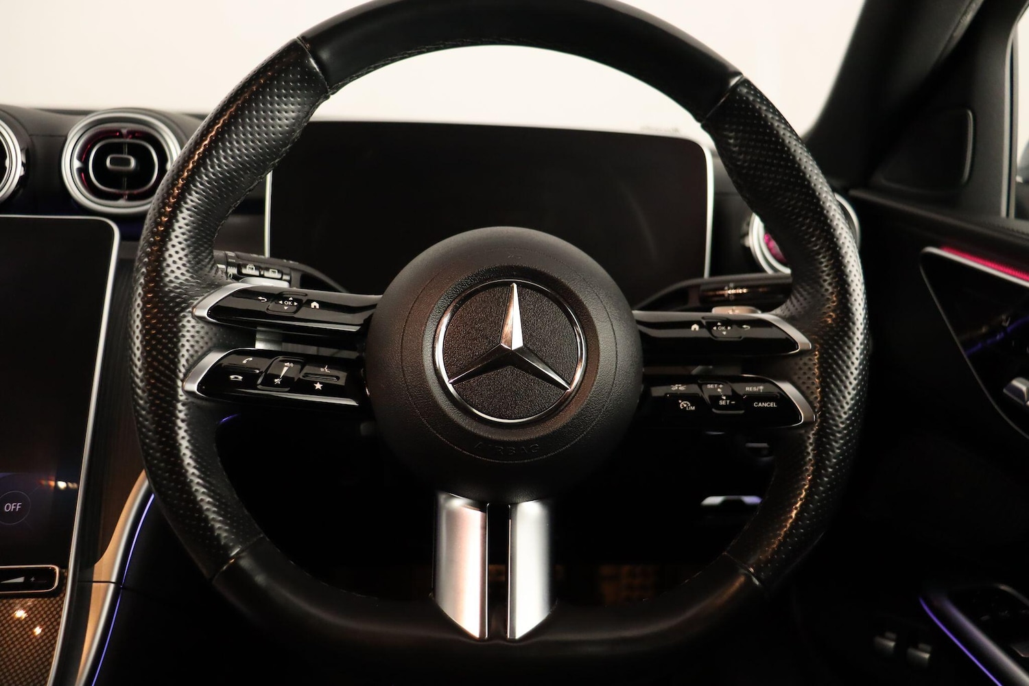 Used Mercedes-Benz C Class 2023 for sale - 77637839: Photo 9