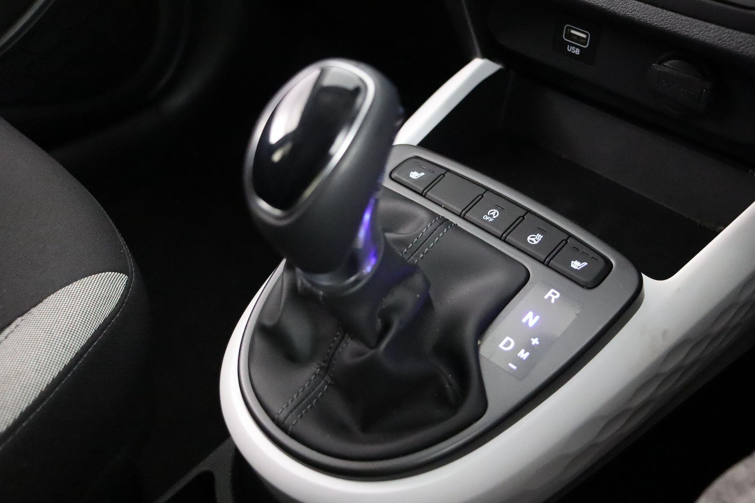 Used Hyundai i10 2023 for sale - 76912970: Photo 17