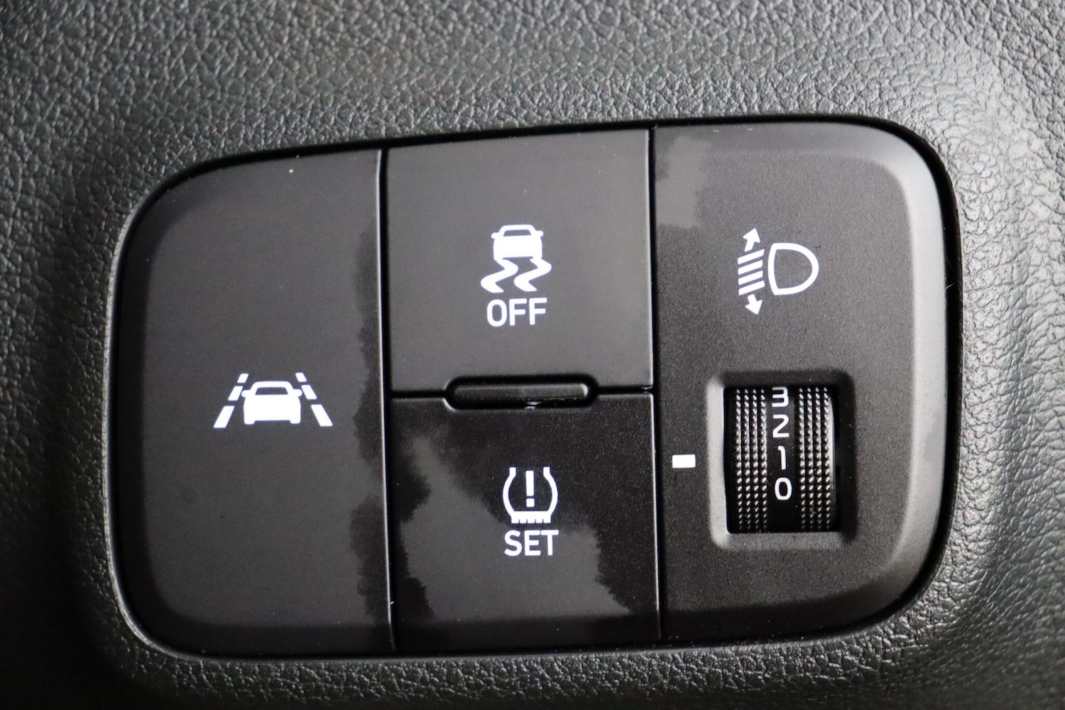 Used Hyundai i10 2023 for sale - 76912970: Photo 22