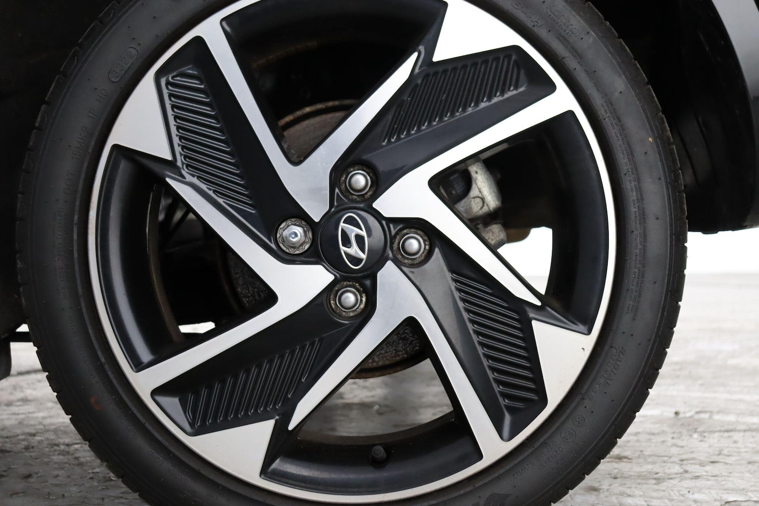 Used Hyundai i10 2023 for sale - 76912970: Photo 24