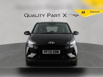 Used Hyundai i10 2023 for sale - 76912970: Photo