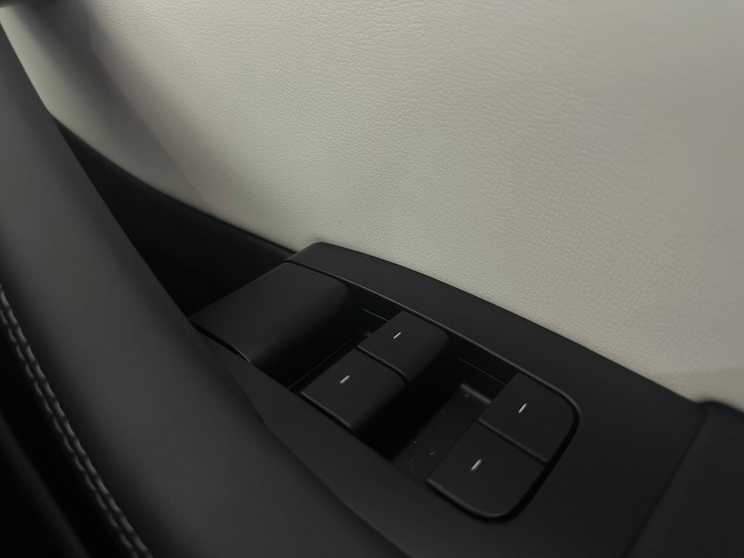 Used Tesla Model 3 2025 for sale - 76456861: Photo 15