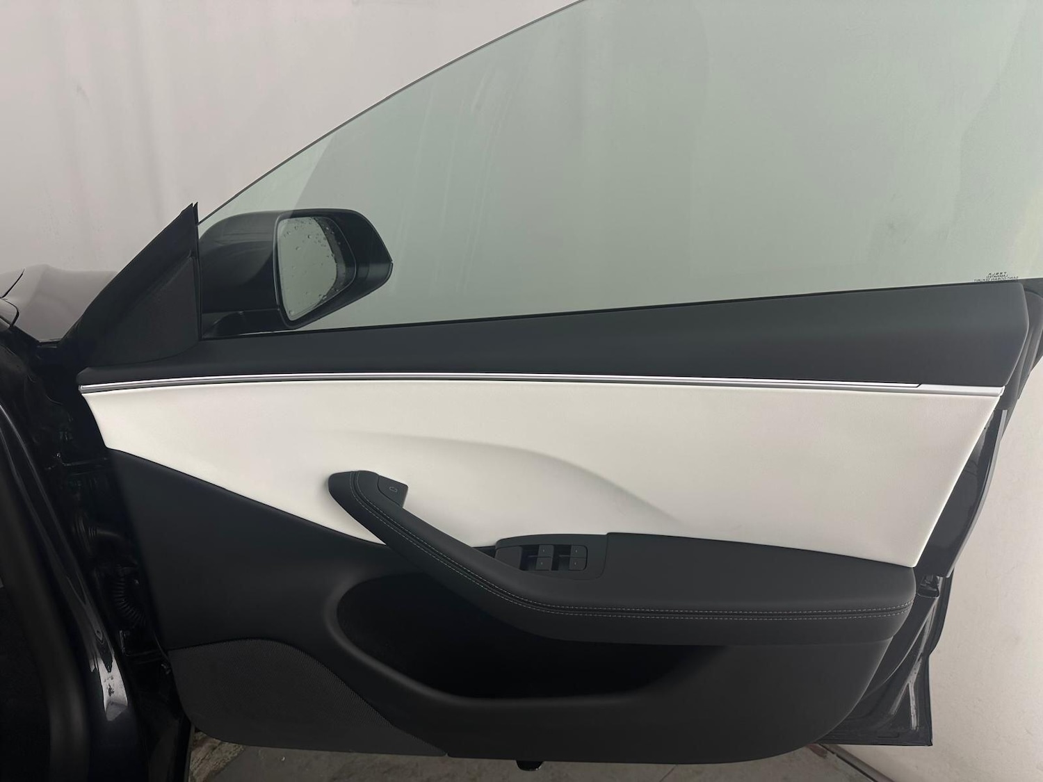 Used Tesla Model 3 2025 for sale - 76456861: Photo 21