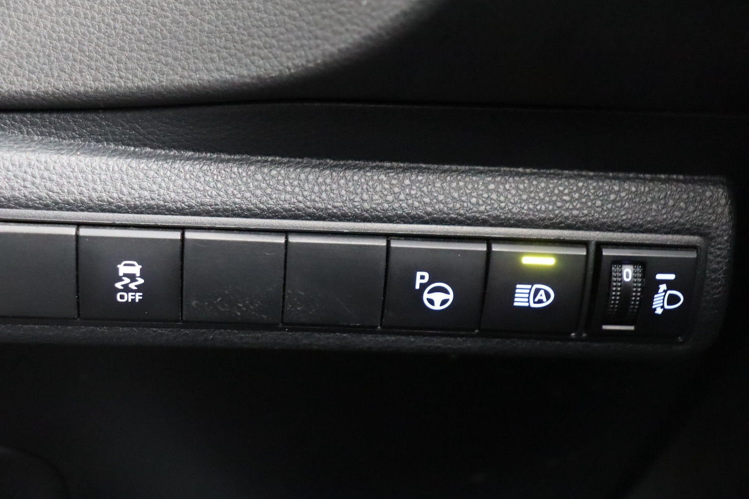 Used Toyota Corolla 2020 for sale - 77230636: Photo 18