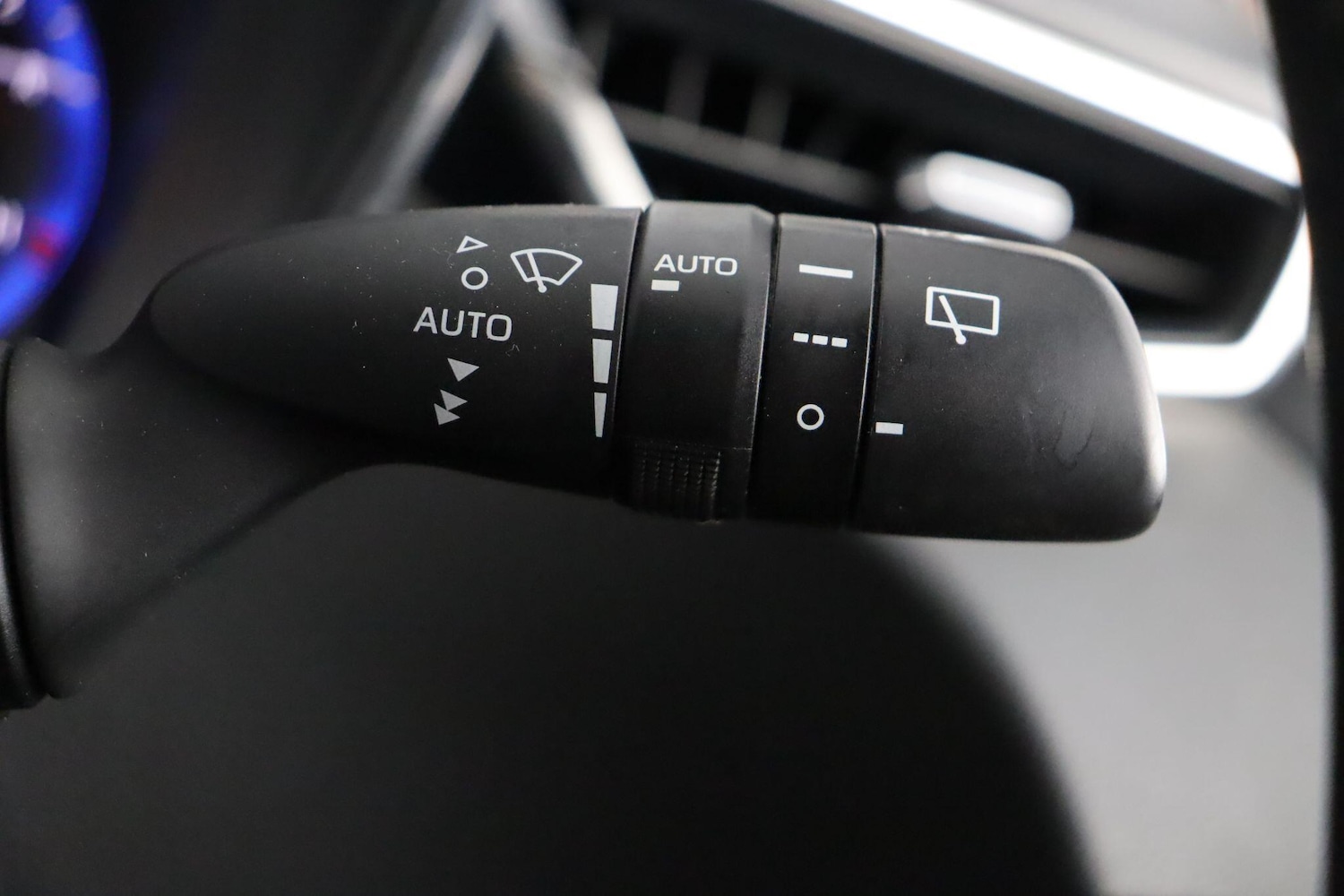 Used Toyota Corolla 2020 for sale - 77230636: Photo 21