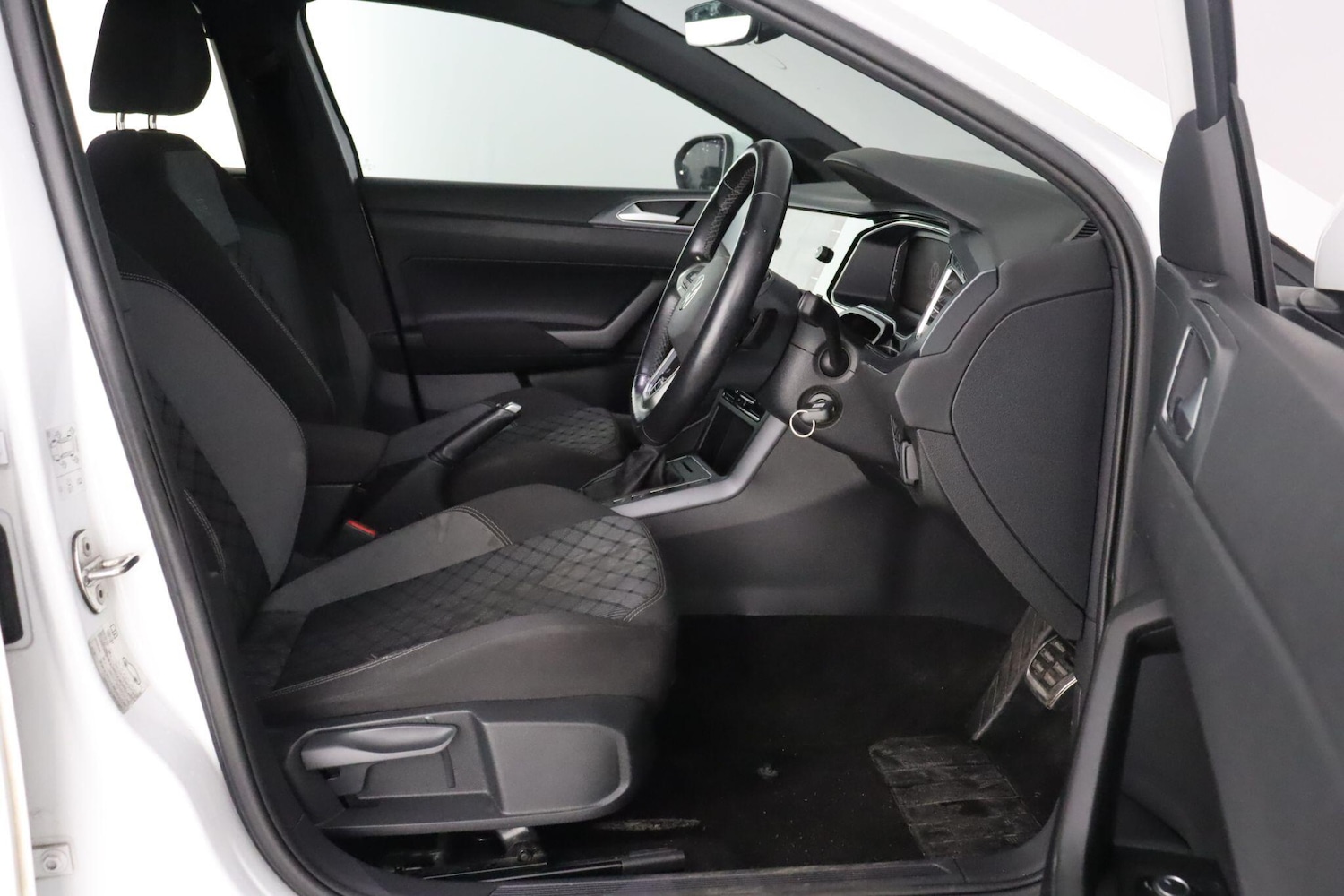 Used Volkswagen Taigo 2022 for sale - 76294641: Photo 12