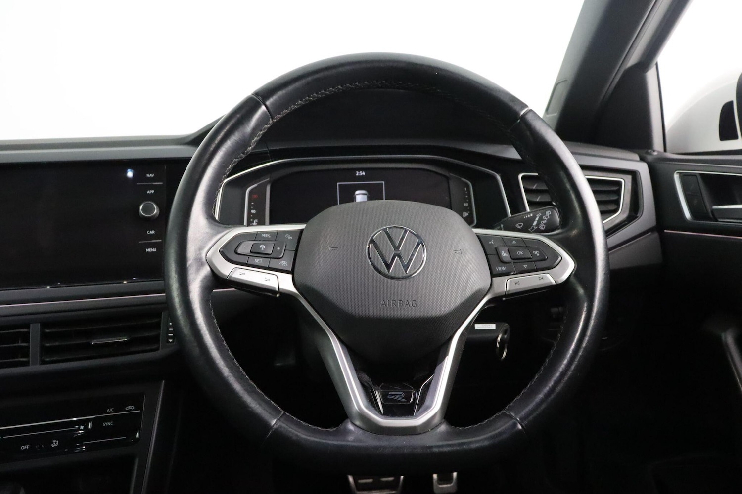 Used Volkswagen Taigo 2022 for sale - 76294641: Photo 9