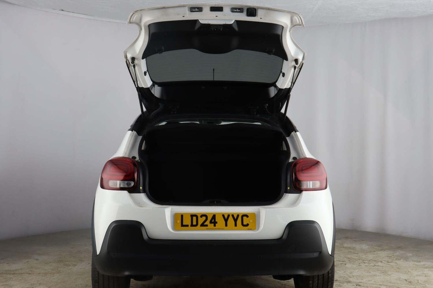 Used Citroen C3 2024 for sale - 77738558: Photo 28