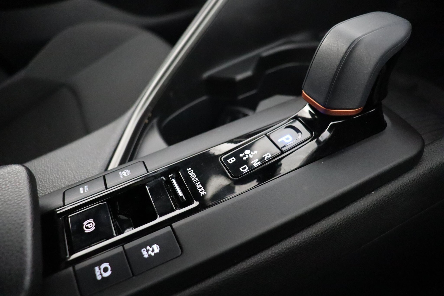 Used Toyota C-HR 2024 for sale - 77203423: Photo 16