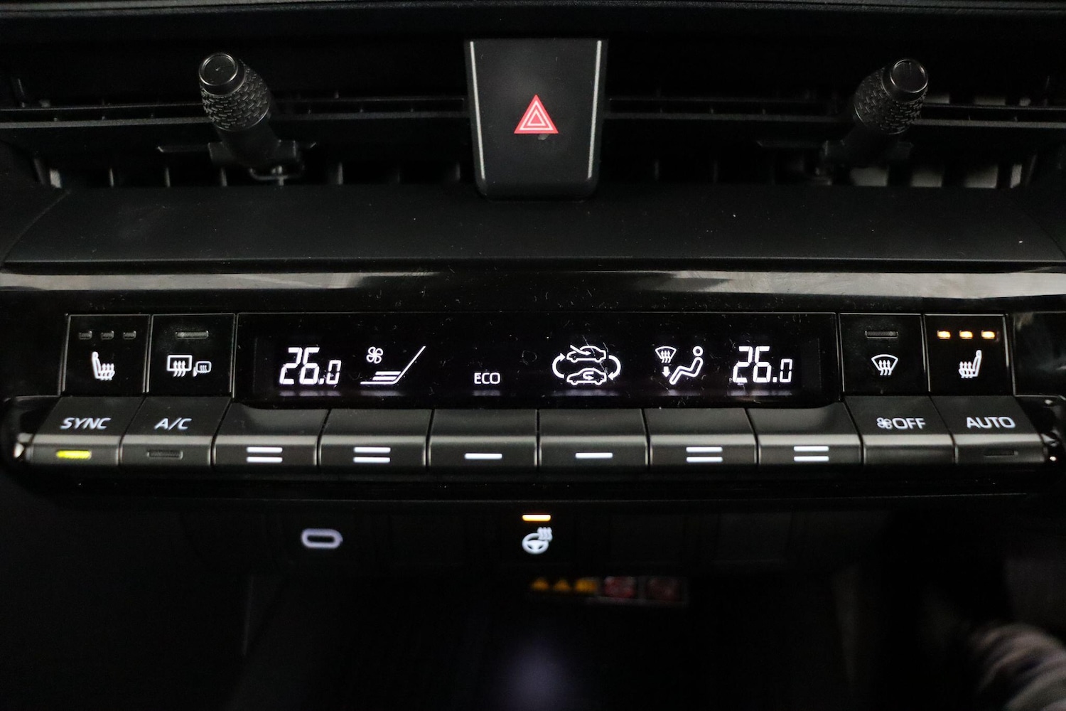 Used Toyota C-HR 2024 for sale - 77203423: Photo 21