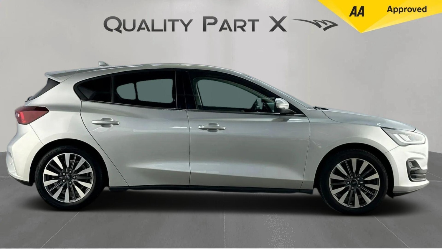 Used Ford Focus 2023 for sale - 76294799: Photo 2