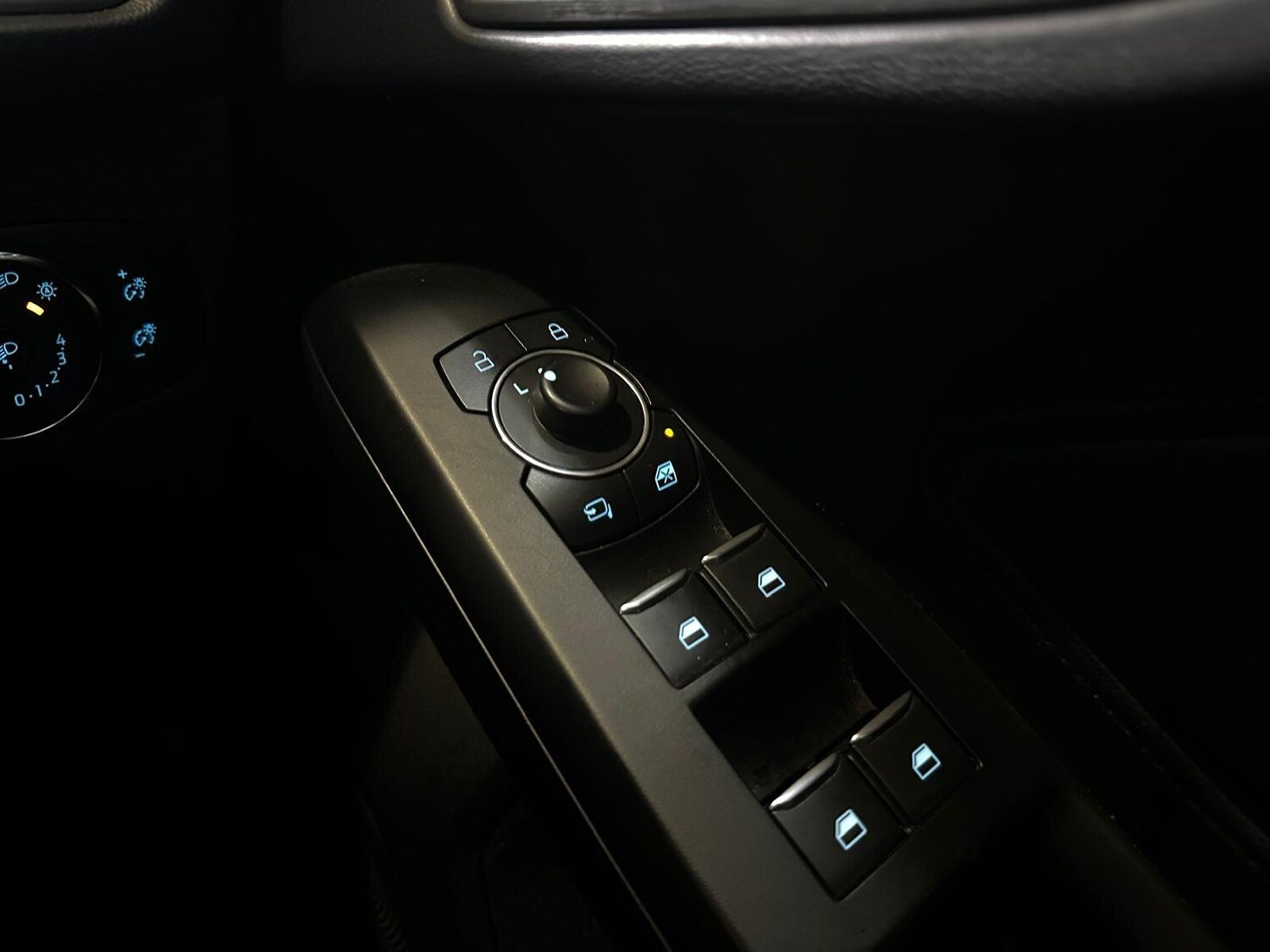 Used Ford Focus 2023 for sale - 76294799: Photo 21