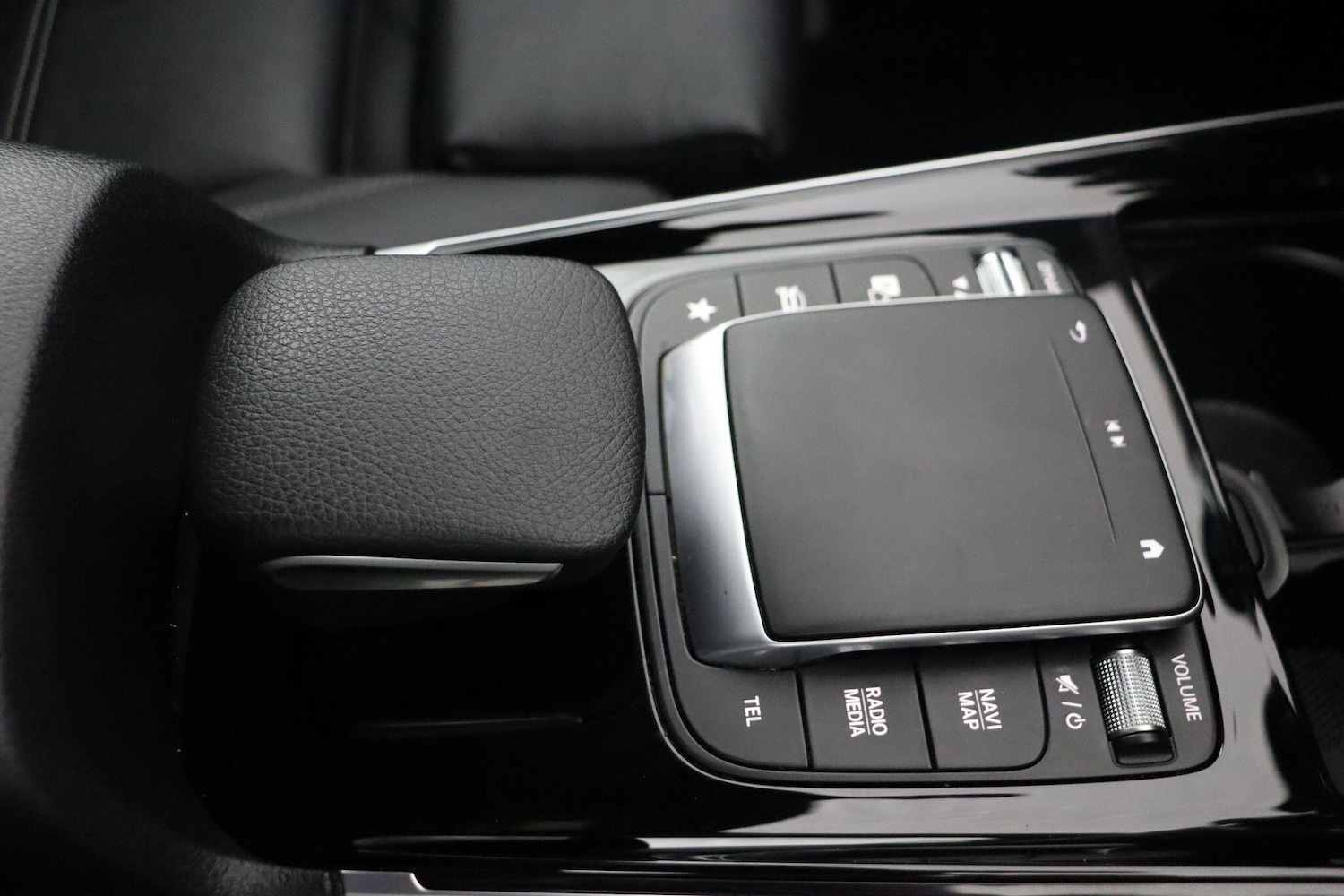 Used Mercedes-Benz GLA 2021 for sale - 77119808: Photo 23