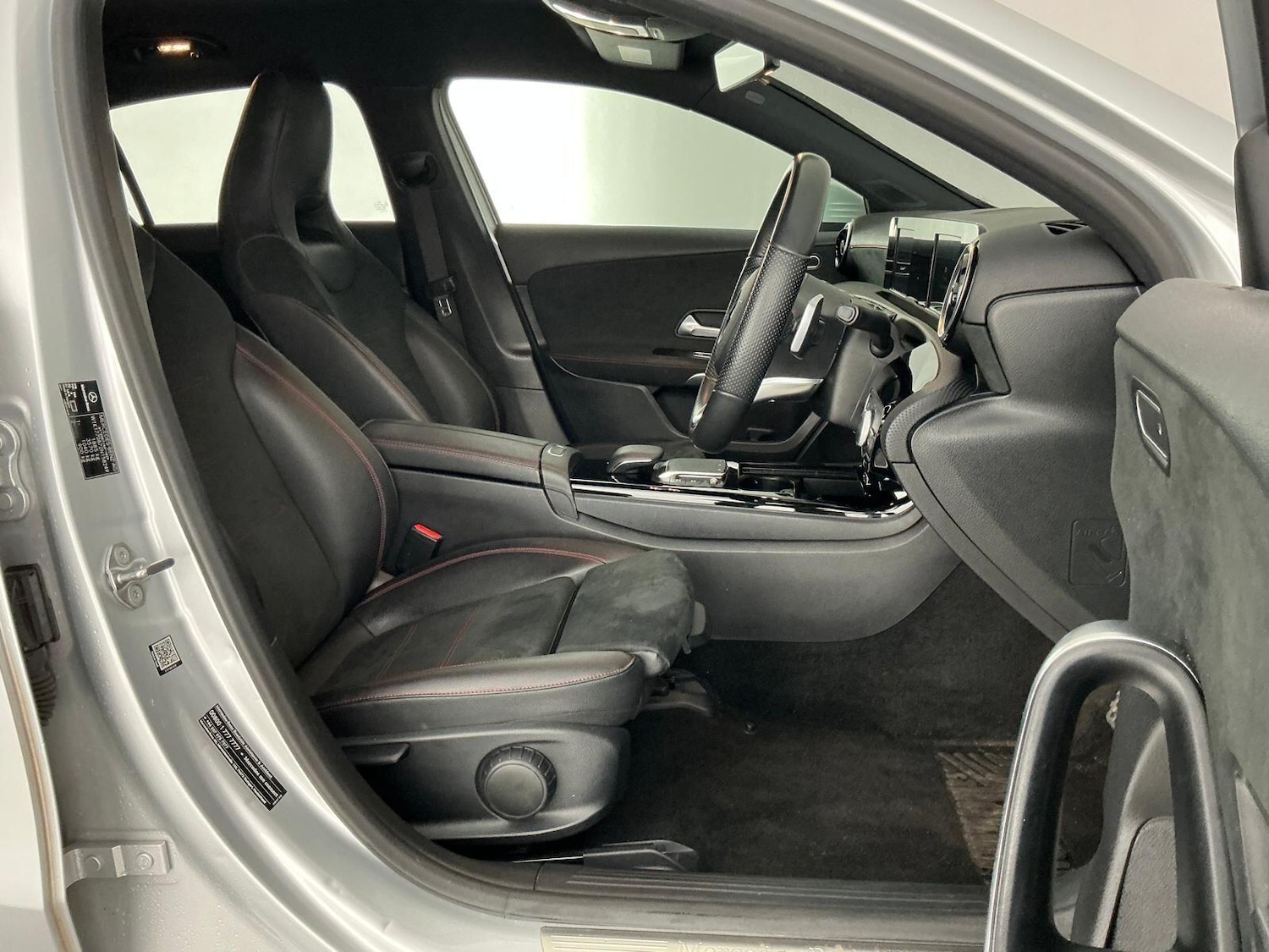 Used Mercedes-Benz A-Class 2020 for sale - 76633063: Photo 44