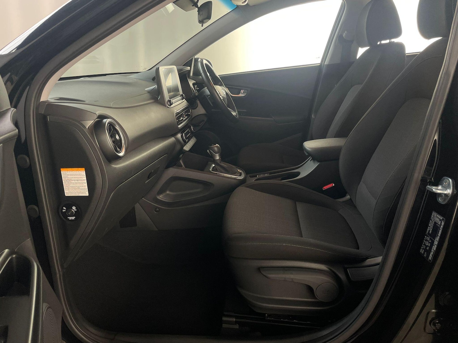 Used Hyundai KONA 2022 for sale - 76295308: Photo 12
