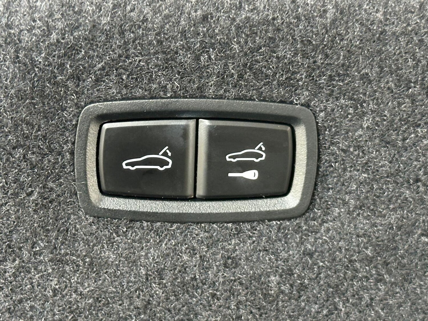 Vehicle 44