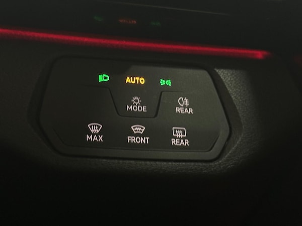 Used Volkswagen ID.4 2021 for sale - 76259035: Photo 17