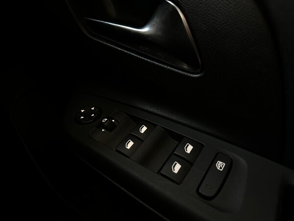 Used Vauxhall Corsa 2024 for sale - 75508476: Photo 20