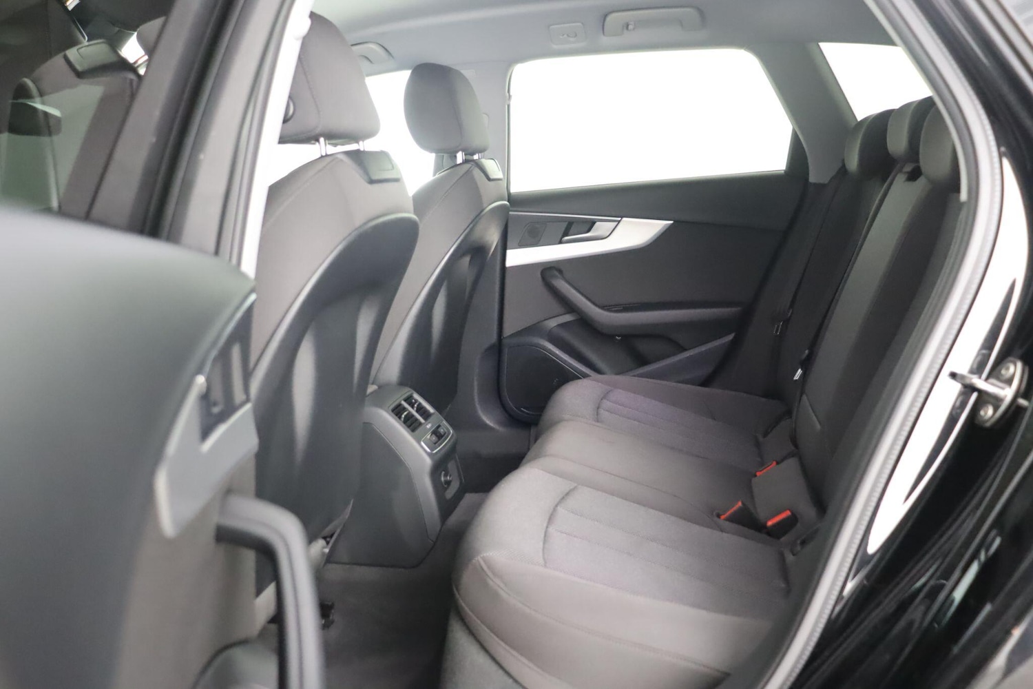 Used Audi A4 Avant 2022 for sale - 76613245: Photo 13