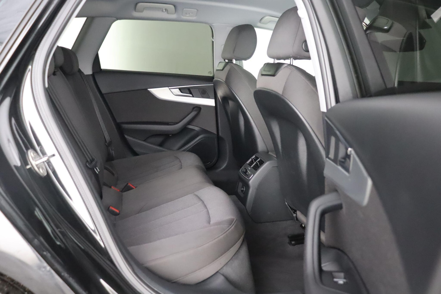 Used Audi A4 Avant 2022 for sale - 76613245: Photo 14