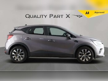 Used Renault Captur 2023 for sale - 78617708: Photo