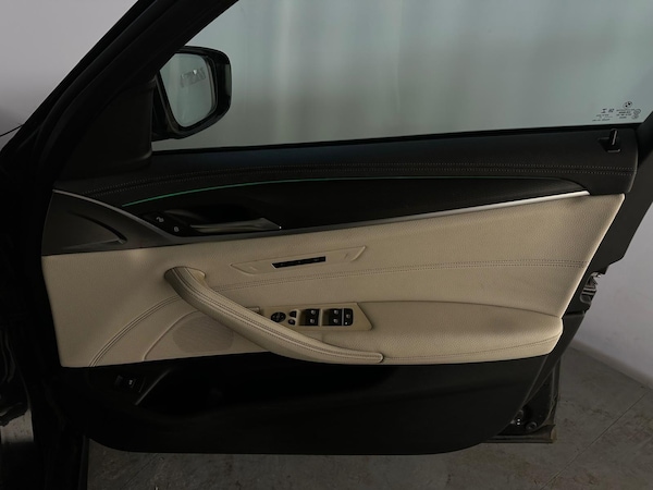 Used BMW 5 Series 2022 for sale - 75414630: Photo 32
