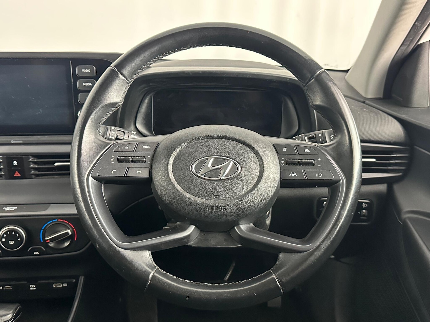 Used Hyundai i20 2022 for sale - 76408565: Photo 7