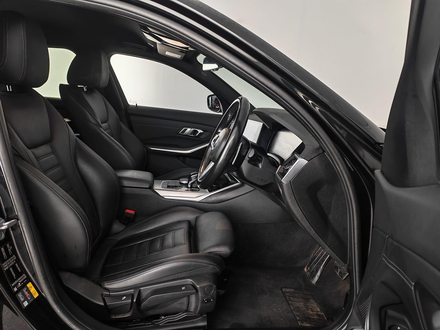 Used BMW 3 Series 2021 for sale - 76388607: Photo 11