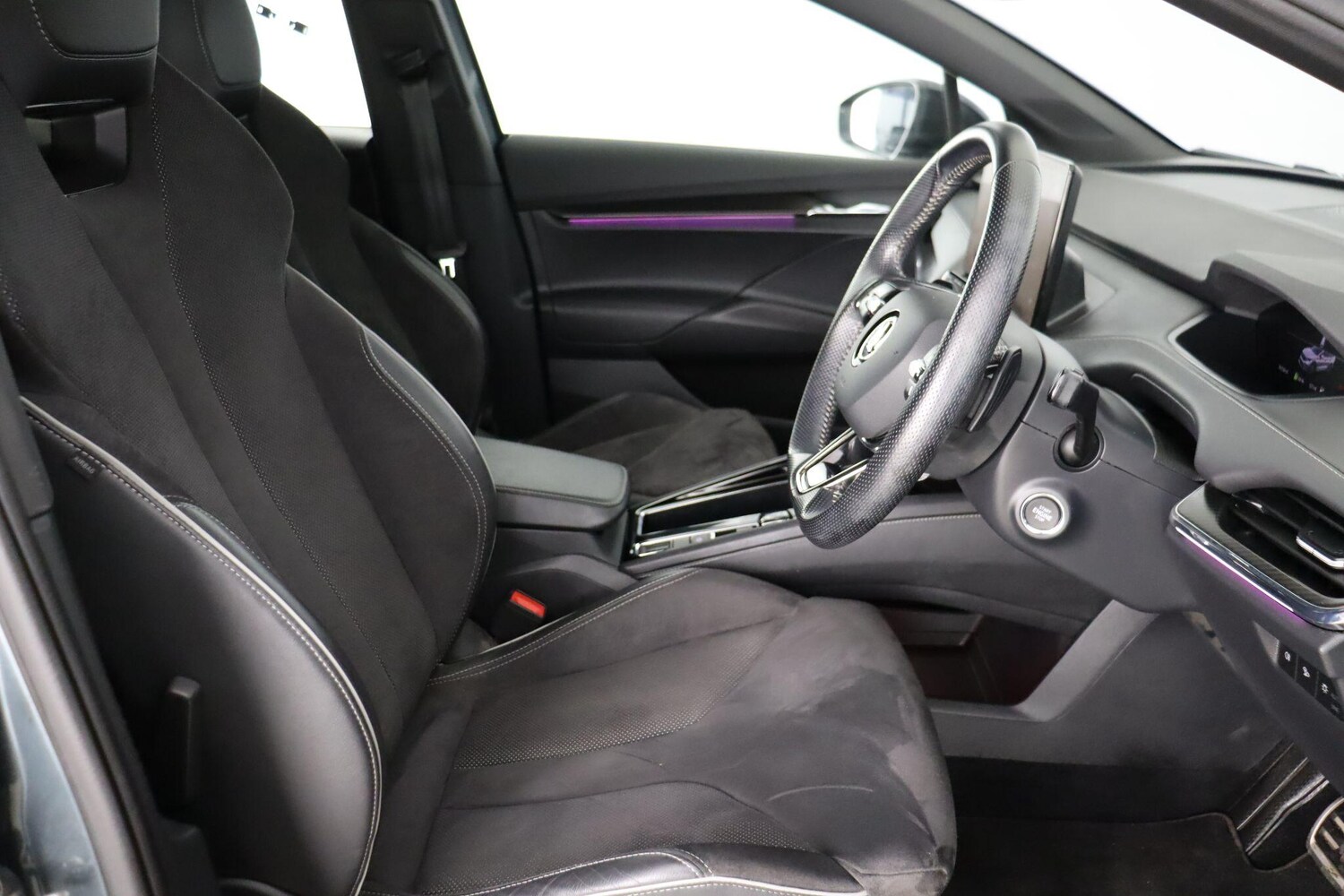 Used Skoda Enyaq 2022 for sale - 77882806: Photo 13