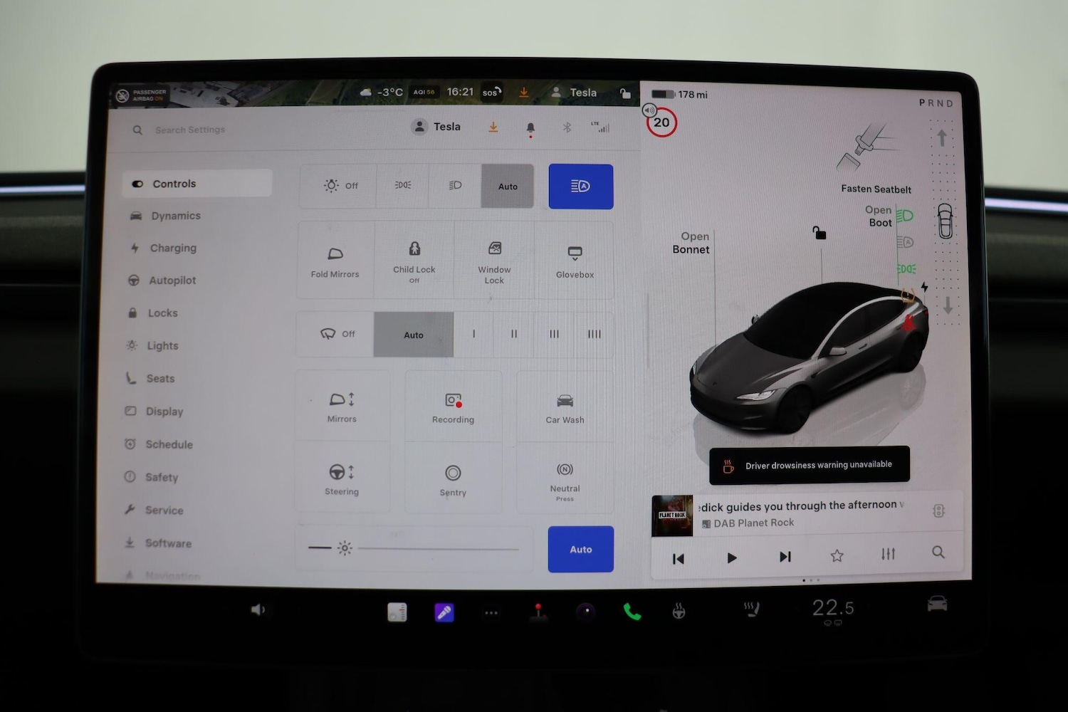 Used Tesla Model 3 for sale - 77330831: Photo 32