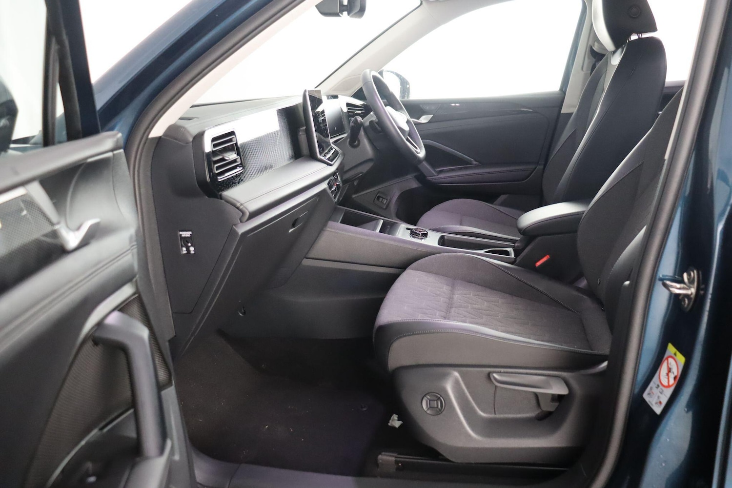 Used Volkswagen Tiguan 2025 for sale - 76823488: Photo 14