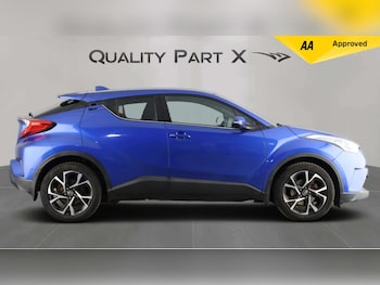 Used Toyota C-HR 2019 for sale - 79042740: Photo
