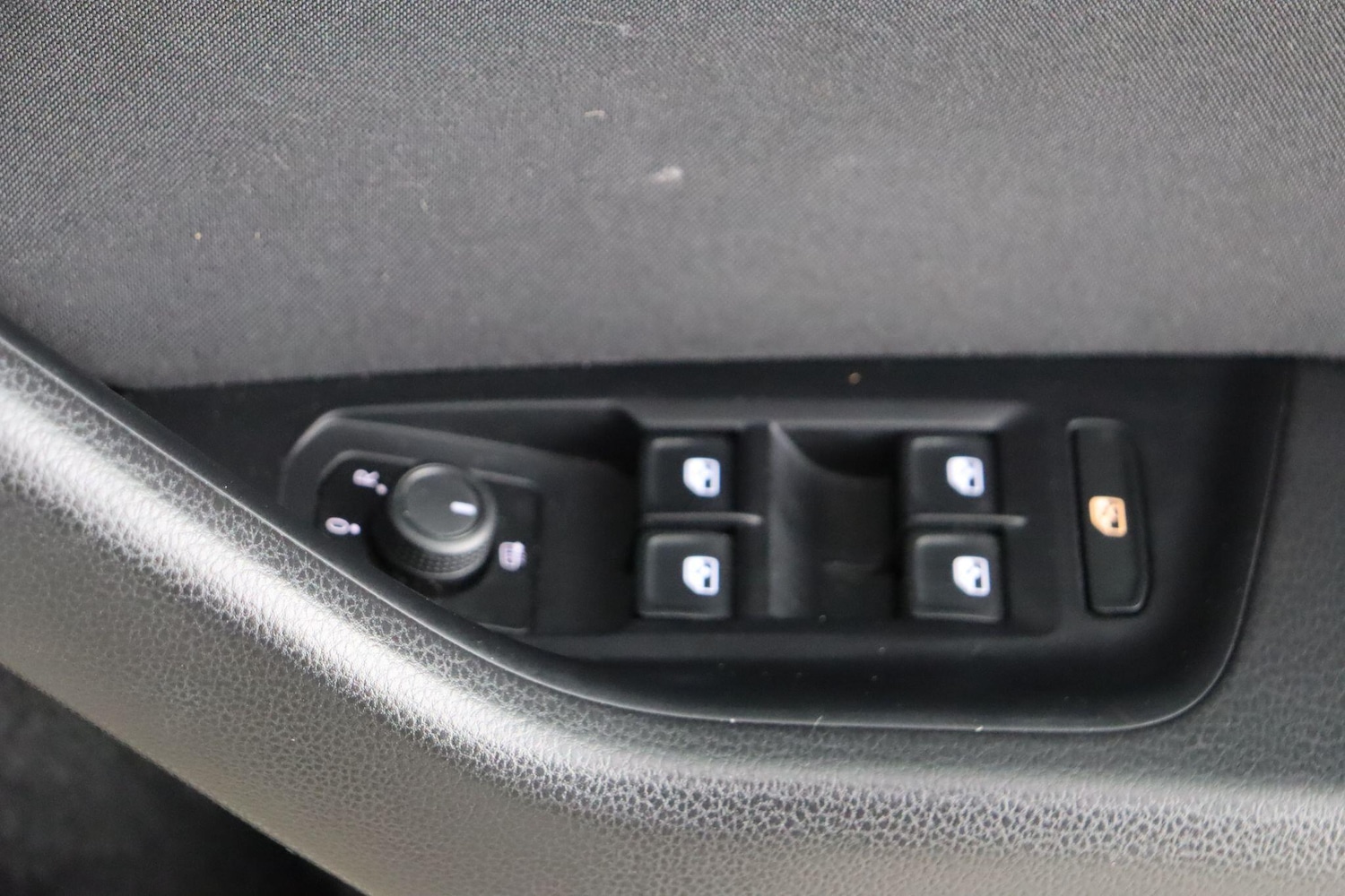 Used Volkswagen Passat 2023 for sale - 78073004: Photo 17